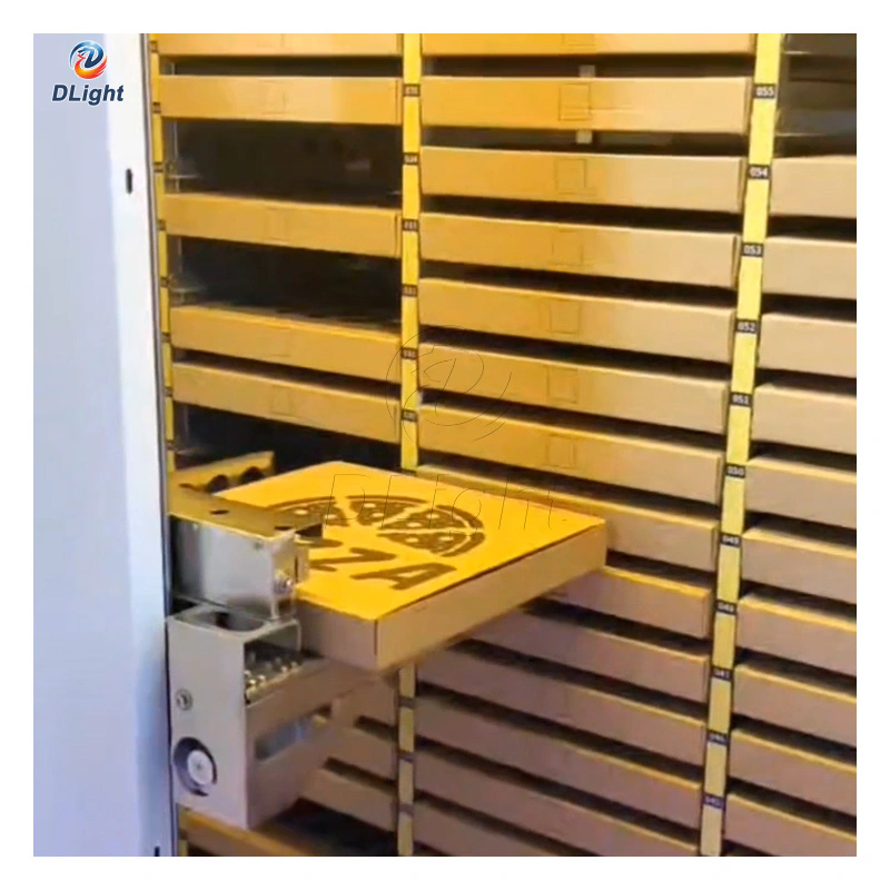 Touch screen pizza vending mach